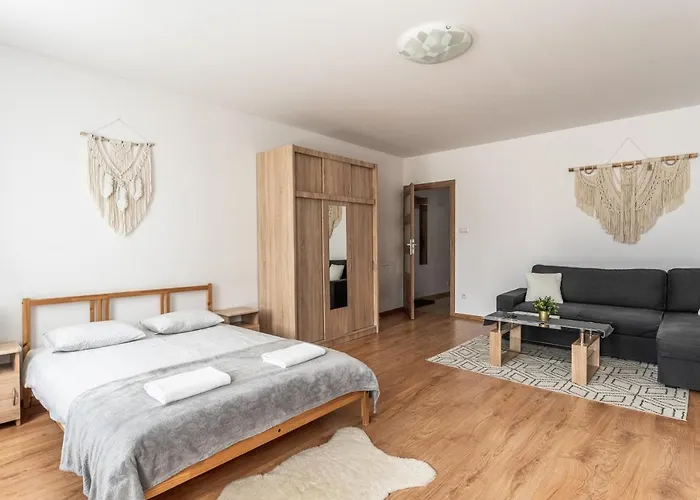 Interdom 아파트 *