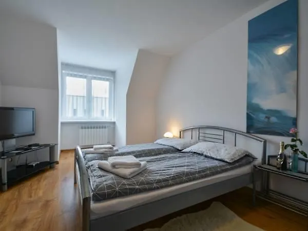 아파트 Interdom 자코파네